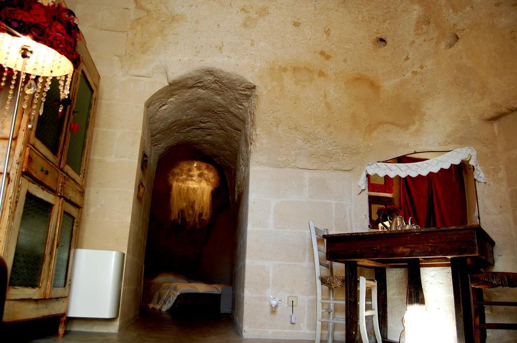 Ferienwohnung La Corte Degli Agostiniani Matera Zimmer foto